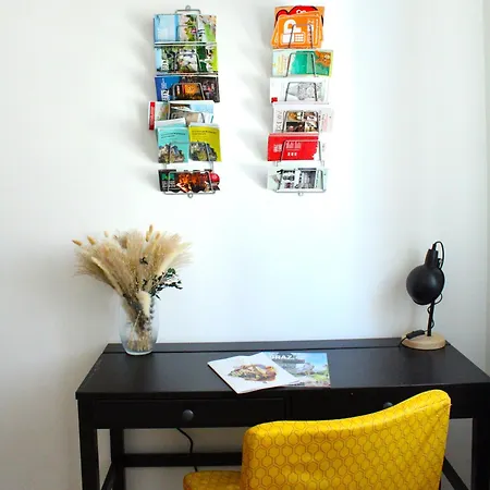 Apartment Js Design *
